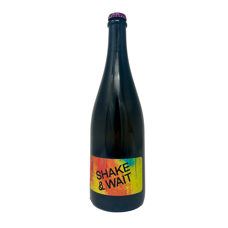 Brand, Shake & Wait Pet Nat Landwein